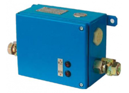 MIKROPROCESOROWE URZĄDZENIE SPRZĘGAJĄCE UMS-03